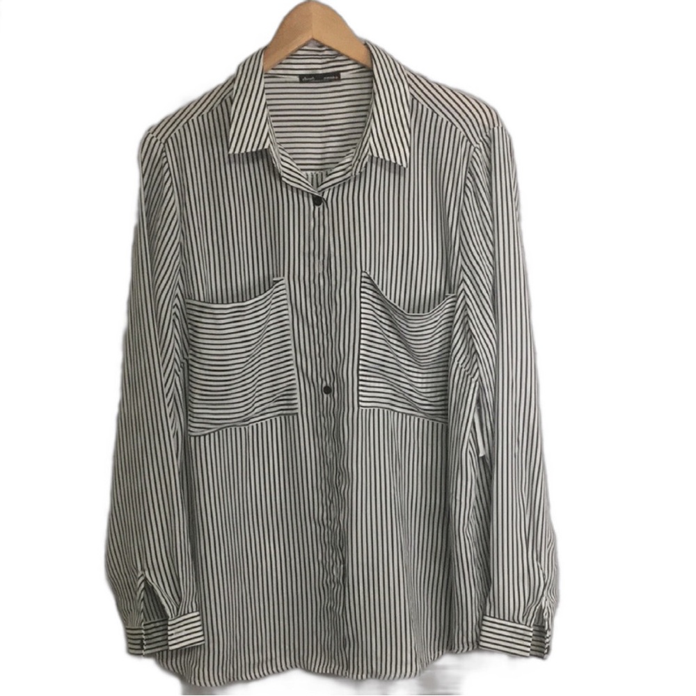 NWT Charlotte Russe Black White Stripe Long Sleeve Button-Down Pocket Shirt 1X